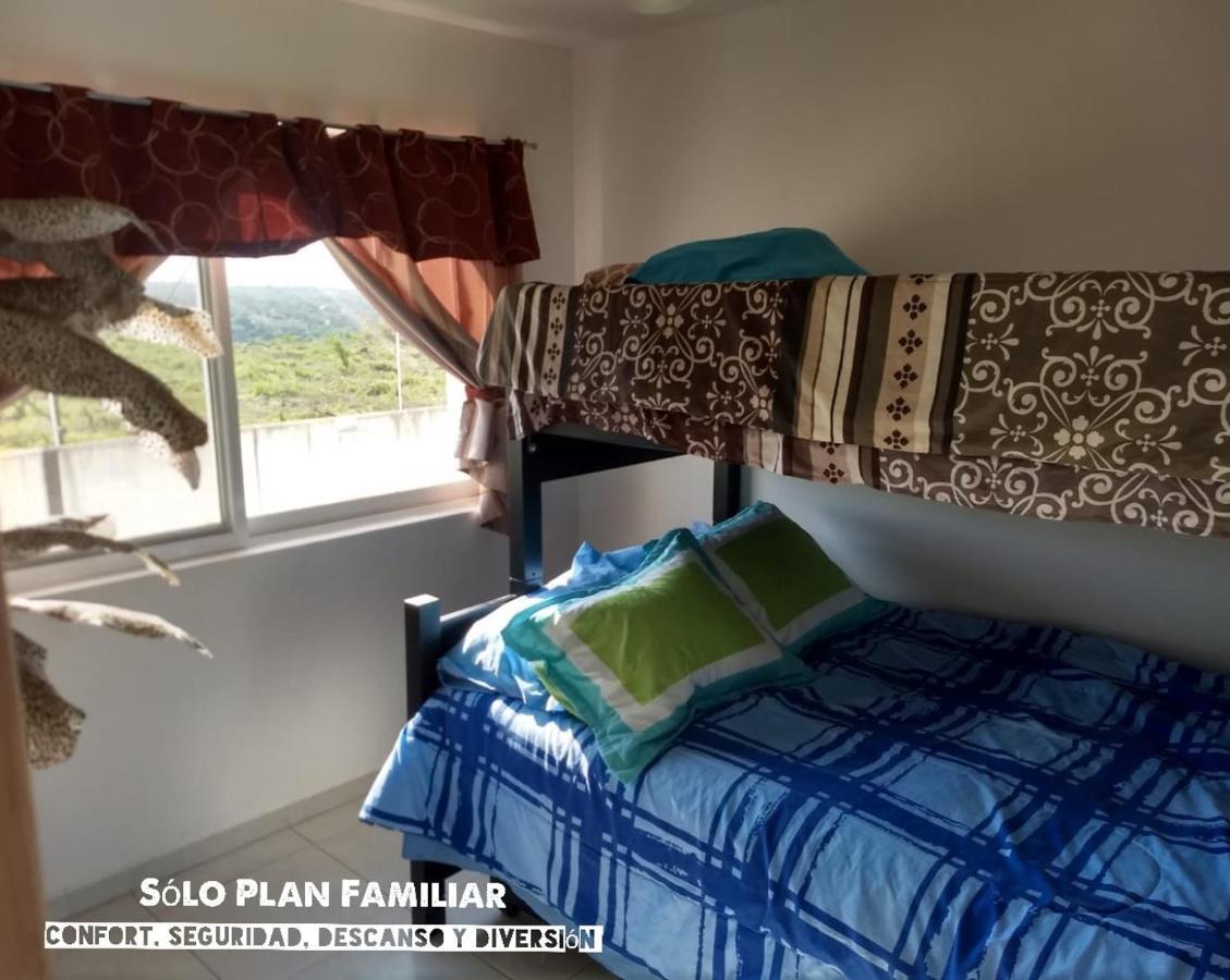 Bonita Casa En Condominio Con Alberca Y Acceso Al Lago Текескитенго Екстериор снимка